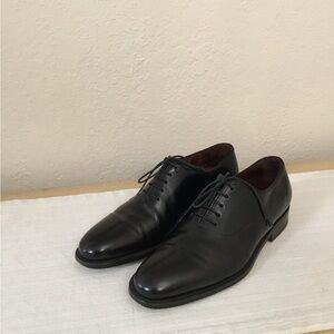 Salvatore Ferragamo black Oxford lace up shoes size 7.5D